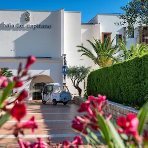 **** Hotel Baia Del Capitano Italien
